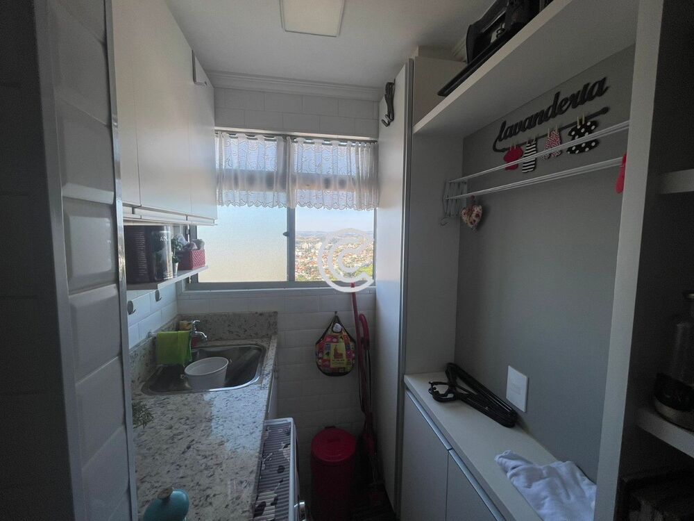 Apartamento à venda com 2 quartos, 45m² - Foto 4