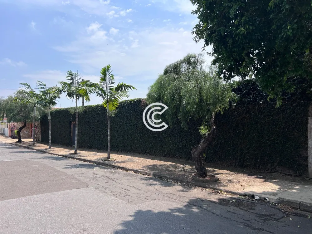Prédio Inteiro - Foto 1