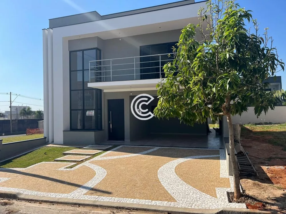 Casa à venda com 3 quartos, 250m² - Foto 4