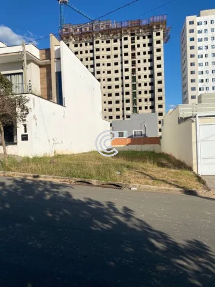 Terreno, 200 m² - Foto 1