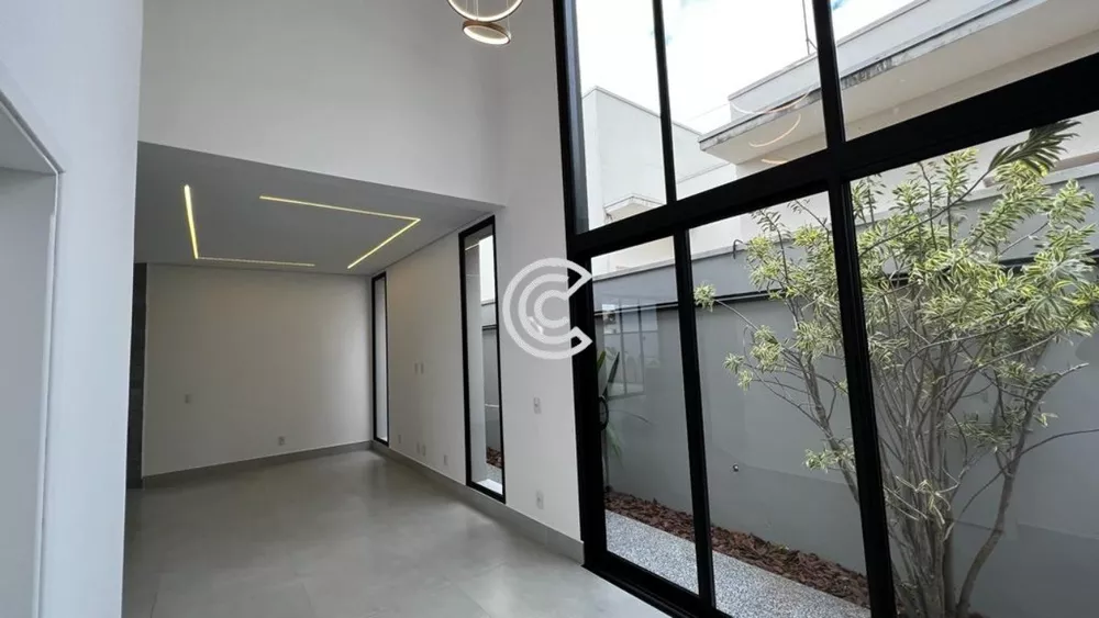 Prédio Inteiro à venda com 3 quartos, 416m² - Foto 2