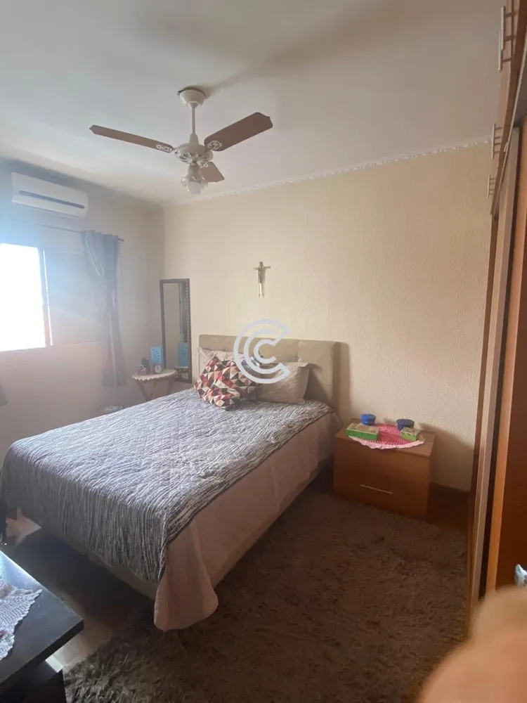Casa, 3 quartos, 250 m² - Foto 9