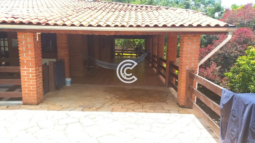 Chácara à venda com 5 quartos, 1000m² - Foto 2