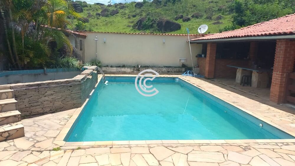Chácara à venda com 5 quartos, 1000m² - Foto 4