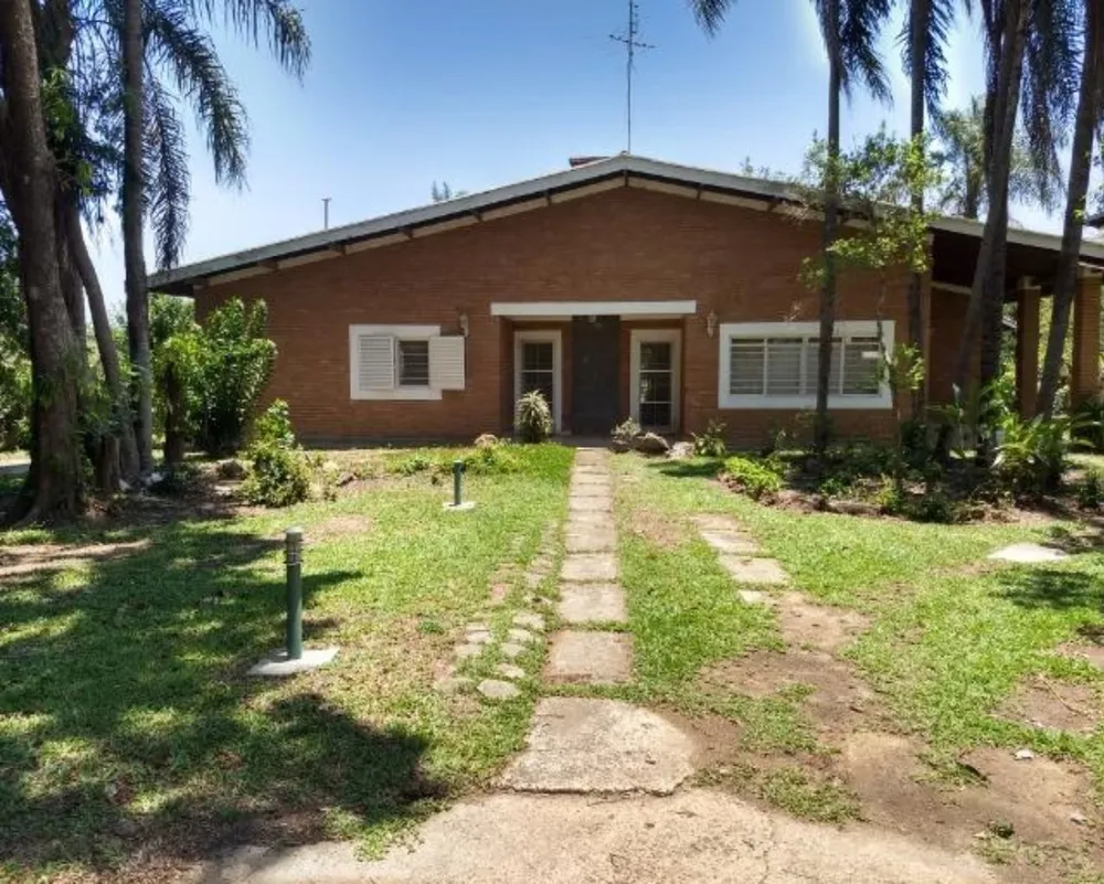 Chácara, 4 quartos, 1700 m² - Foto 1