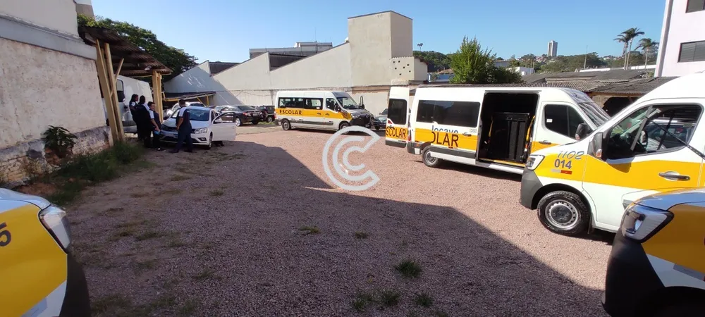 Loteamento e Condomínio, 1500 m² - Foto 11