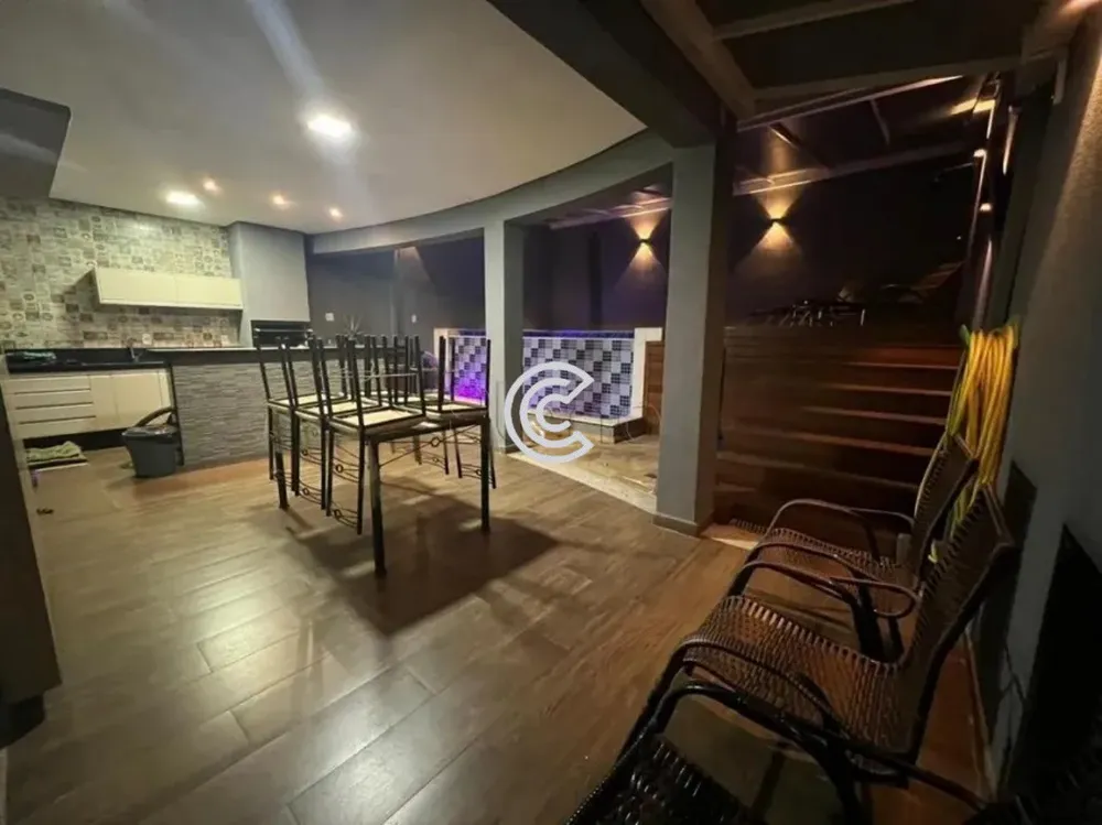 Casa, 3 quartos, 203 m² - Foto 10