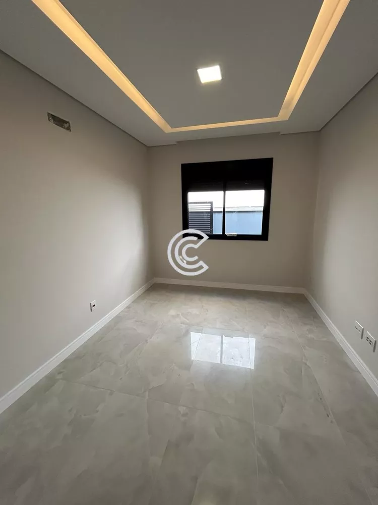 Casa à venda com 3 quartos, 457m² - Foto 4