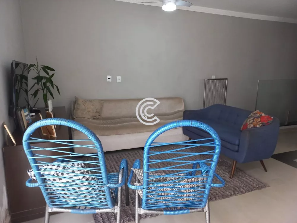 Casa à venda com 3 quartos, 130m² - Foto 3