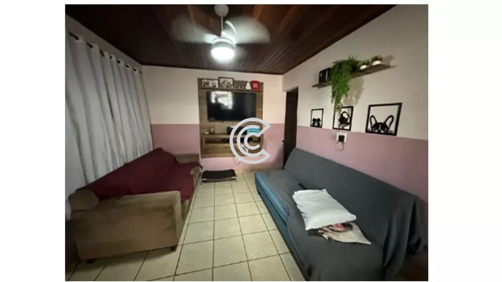 Casa à venda com 2 quartos, 200m² - Foto 3