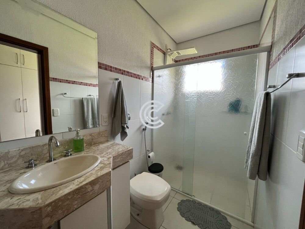 Casa à venda com 3 quartos, 400m² - Foto 9