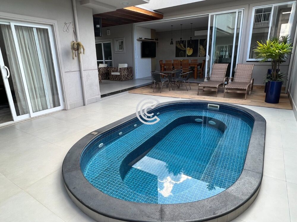 Casa à venda com 3 quartos, 400m² - Foto 4