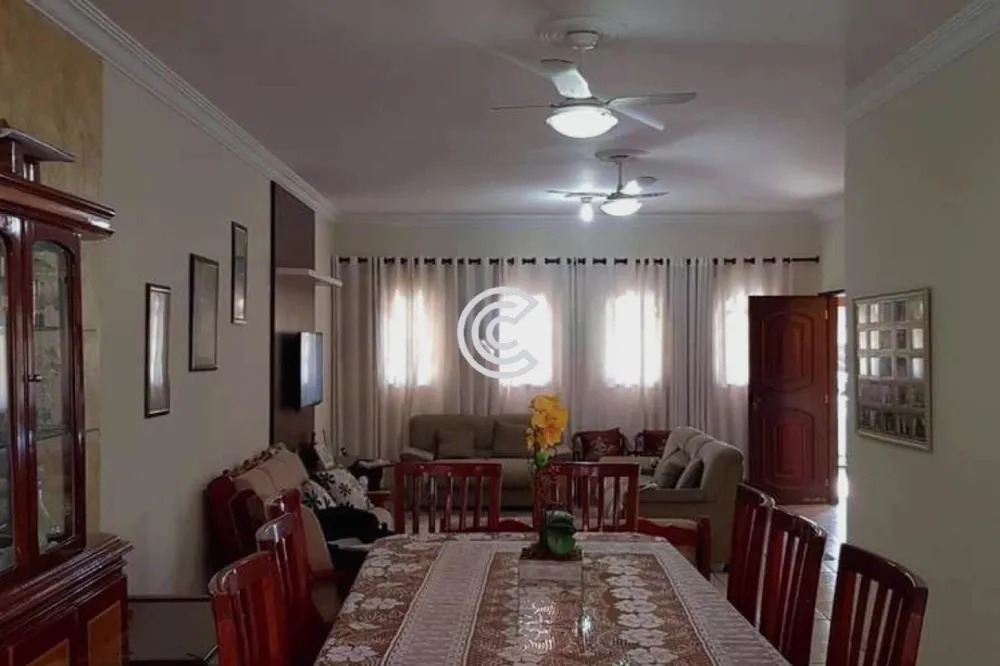 Casa, 3 quartos, 320 m² - Foto 2