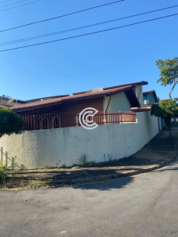 Casa, 4 quartos, 177 m² - Foto 2
