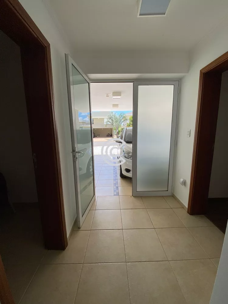 Casa à venda com 4 quartos, 650m² - Foto 4