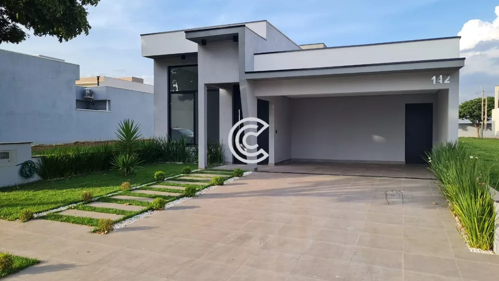 Casa à venda com 3 quartos, 300m² - Foto 4