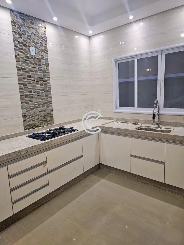 Casa, 3 quartos, 250 m² - Foto 2