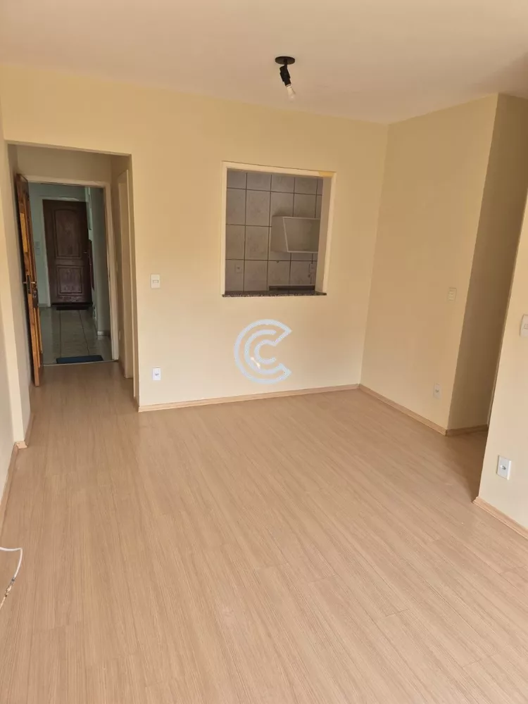 Apartamento à venda com 3 quartos, 75m² - Foto 7