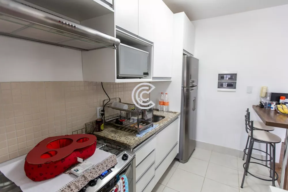 Apartamento à venda com 2 quartos, 104m² - Foto 4