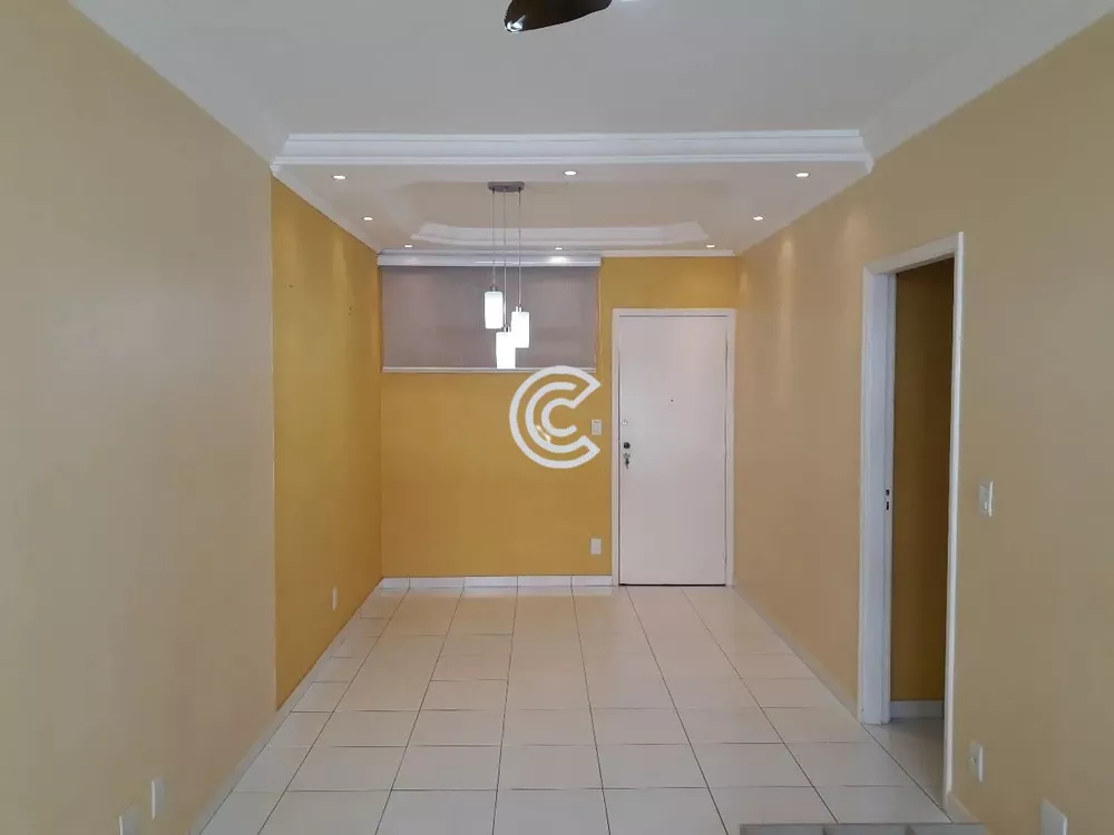 Apartamento à venda com 2 quartos, 67m² - Foto 2