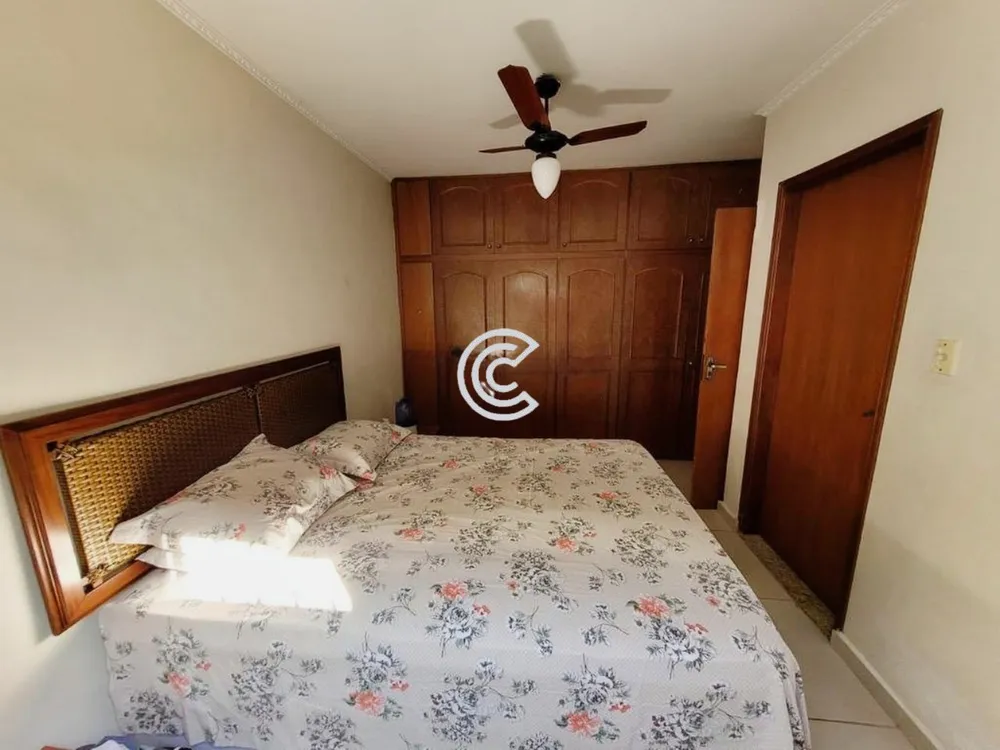 Casa, 3 quartos, 250 m² - Foto 10