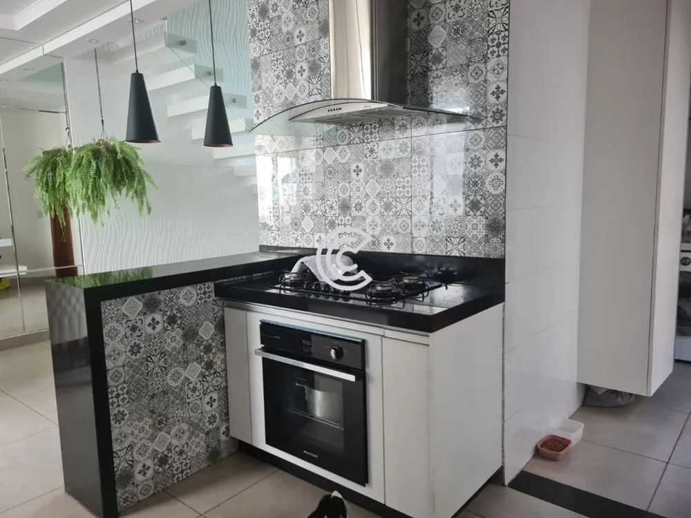 Casa, 3 quartos, 200 m² - Foto 2
