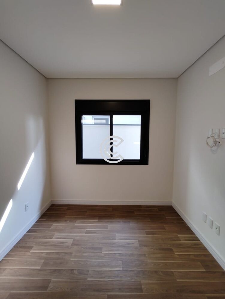 Casa à venda com 3 quartos - Foto 1