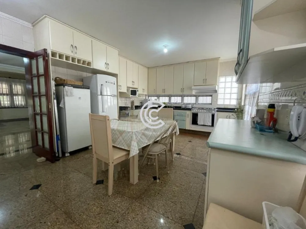 Casa, 4 quartos, 350 m² - Foto 2