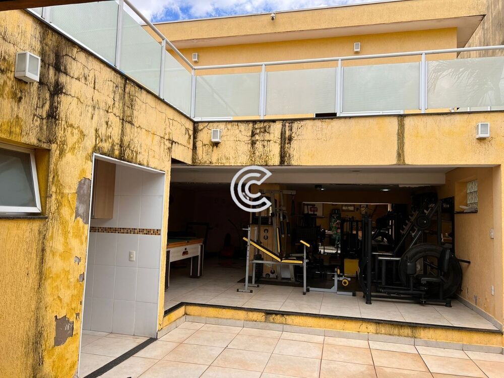 Casa à venda com 3 quartos, 180m² - Foto 31