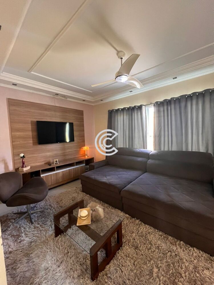 Casa à venda com 3 quartos, 180m² - Foto 4