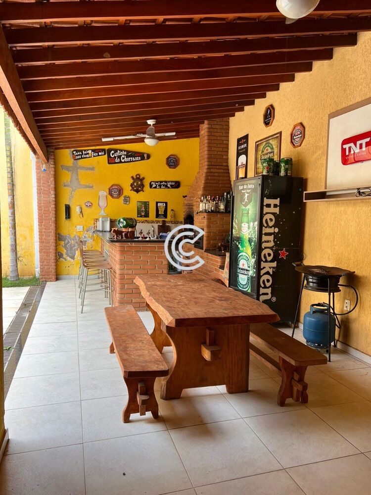 Casa à venda com 3 quartos, 180m² - Foto 25