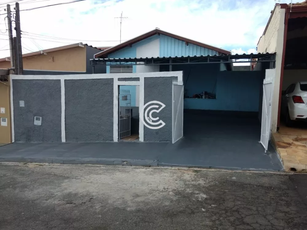 Casa à venda com 3 quartos, 200m² - Foto 1