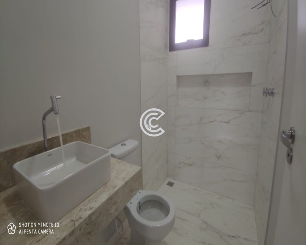 Casa à venda com 3 quartos, 250m² - Foto 8