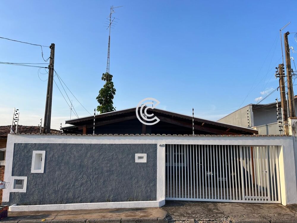 Casa, 3 quartos, 200 m² - Foto 1