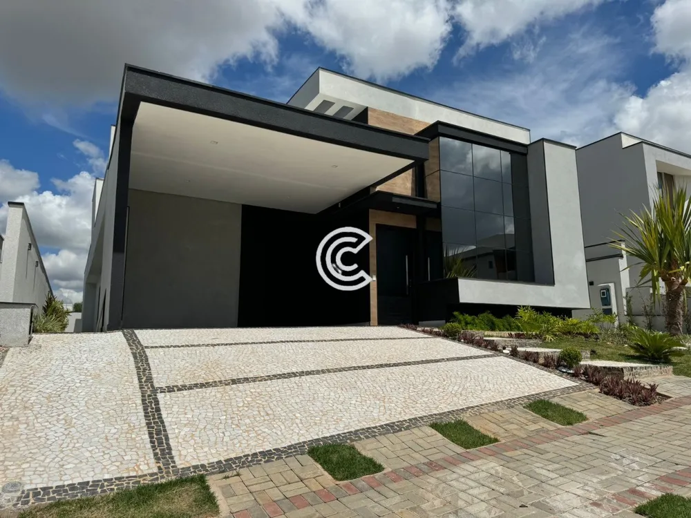 Casa, 4 quartos, 259 m² - Foto 1
