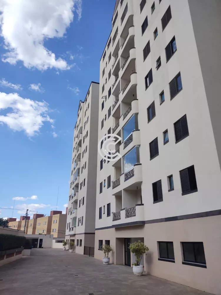 Apartamento à venda com 3 quartos, 78m² - Foto 1