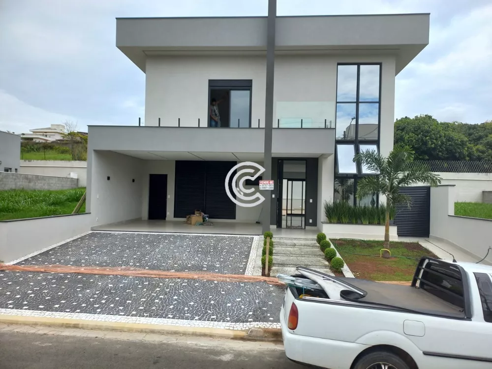 Casa à venda com 3 quartos, 275m² - Foto 4