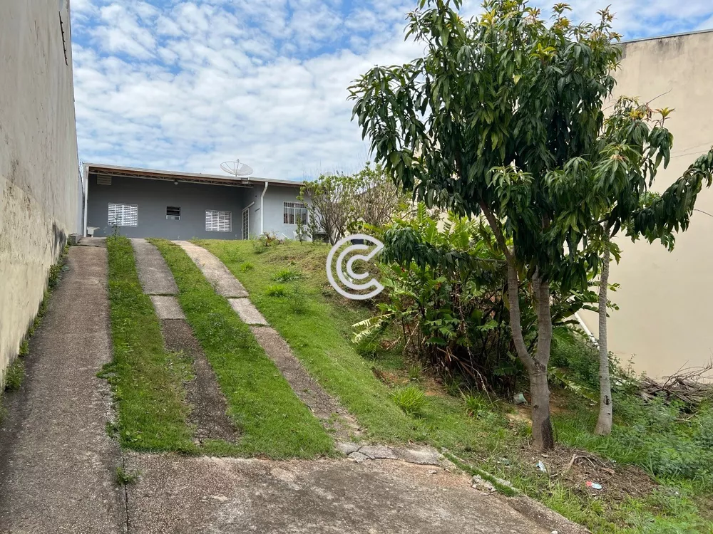 Casa à venda com 2 quartos, 300m² - Foto 2