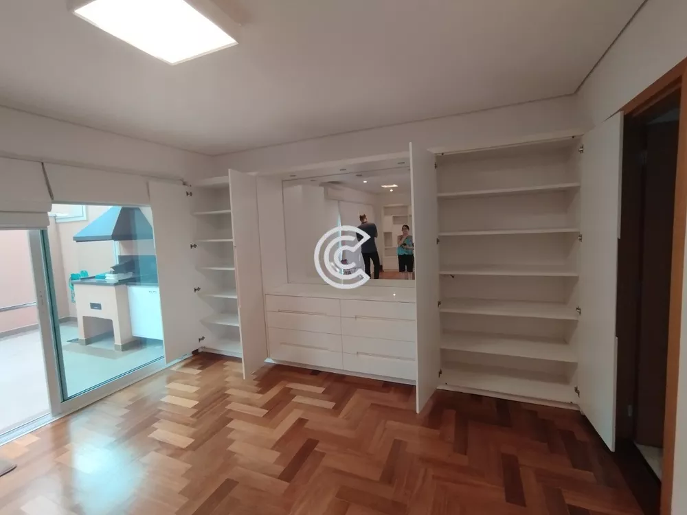 Casa à venda com 3 quartos, 202m² - Foto 3