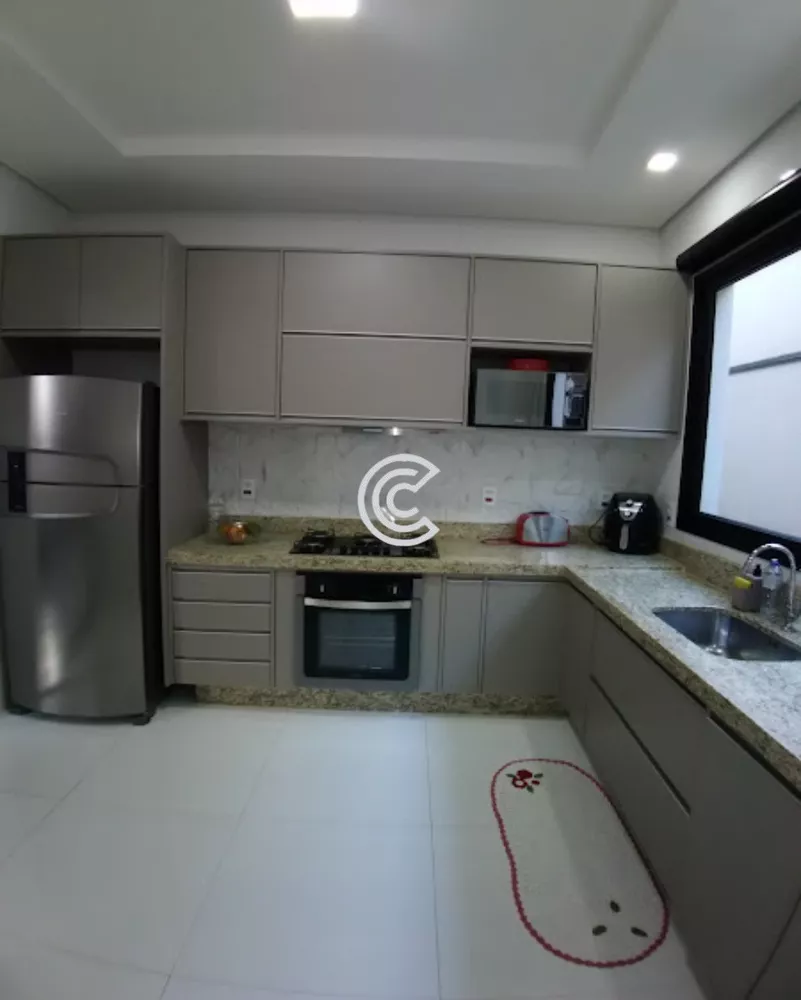 Casa à venda com 4 quartos, 230m² - Foto 6