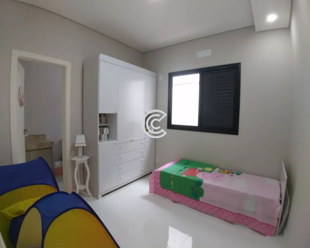 Casa à venda com 4 quartos, 230m² - Foto 8