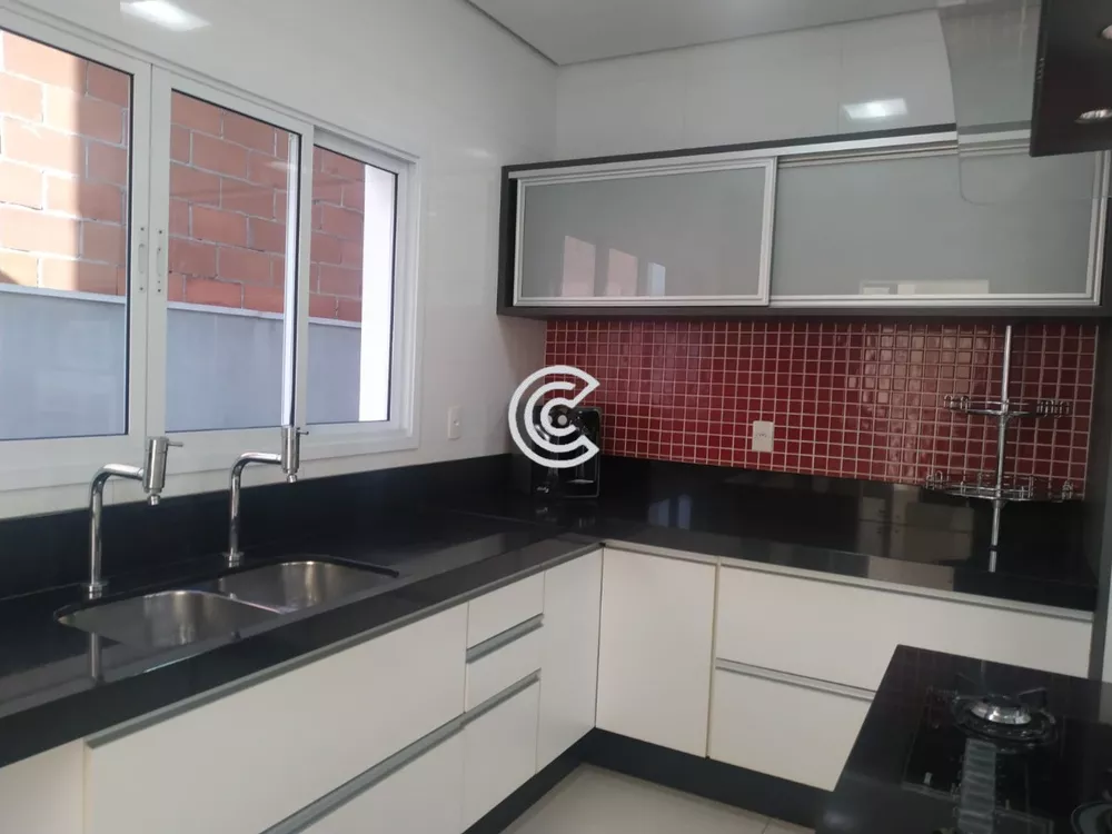 Casa à venda com 3 quartos, 275m² - Foto 8