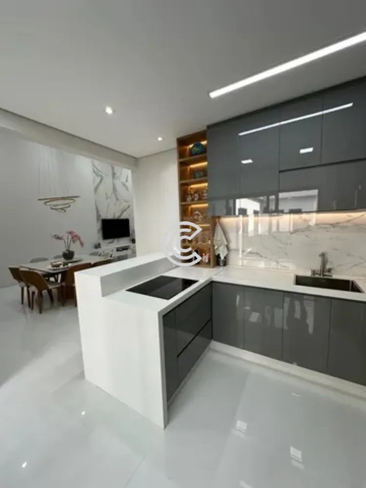 Casa, 3 quartos, 250 m² - Foto 4