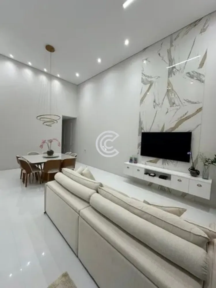 Casa, 3 quartos, 250 m² - Foto 2