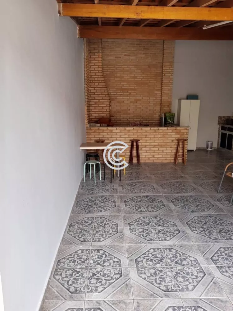 Casa à venda com 2 quartos, 40m² - Foto 5