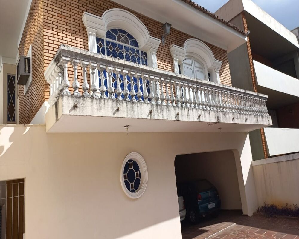 Prédio Inteiro à venda com 3 quartos, 330m² - Foto 2