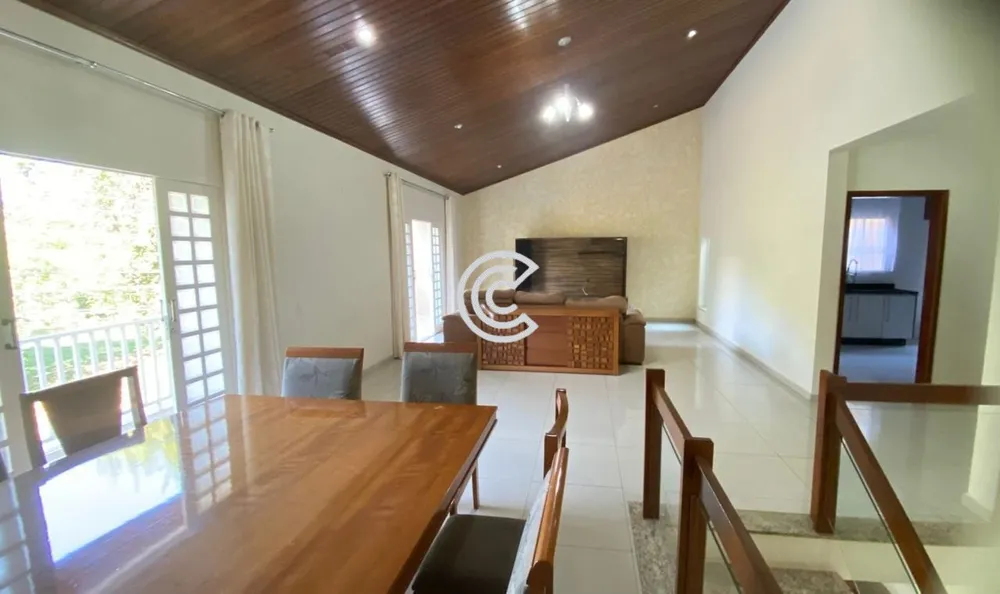 Casa, 3 quartos, 230 m² - Foto 3