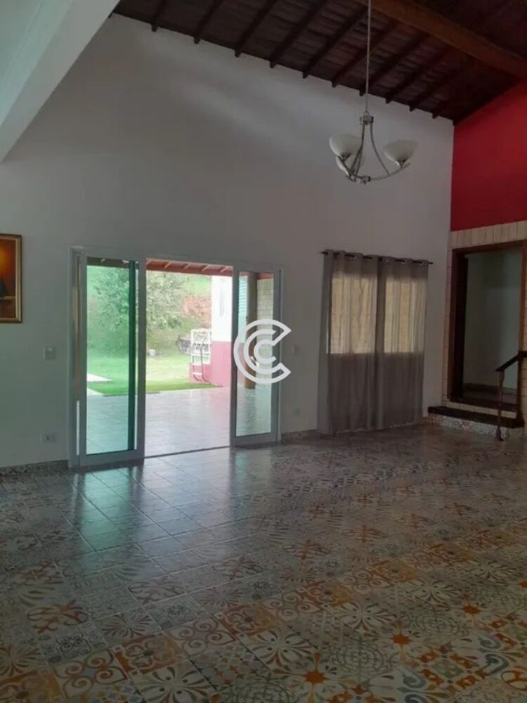 Chácara à venda com 3 quartos, 236m² - Foto 4