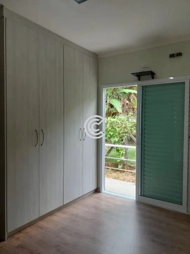 Chácara à venda com 3 quartos, 236m² - Foto 5