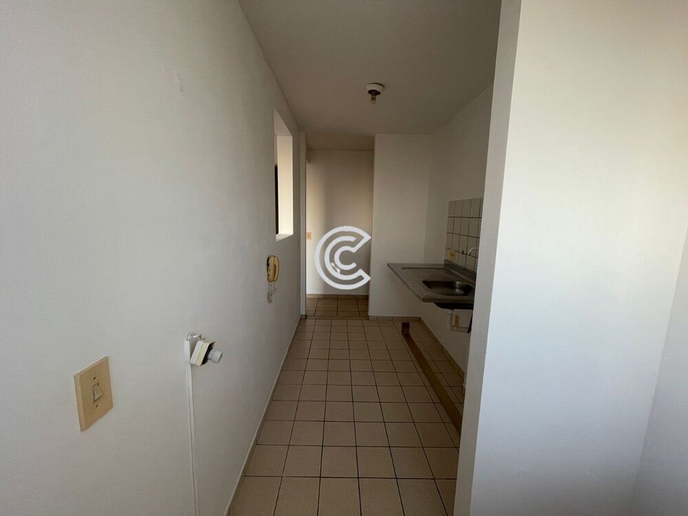 Apartamento à venda com 2 quartos, 45m² - Foto 9